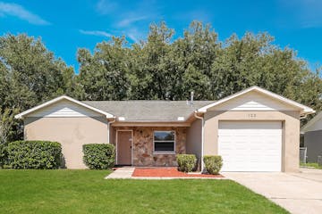 123 KINGS POND AVE WINTER HAVEN, FL 33880